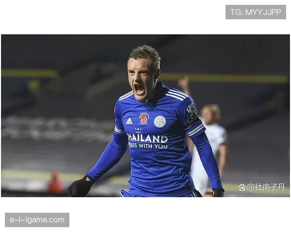 英超球队新赛季球衣曝光，创新设计与科技元素引球迷热议