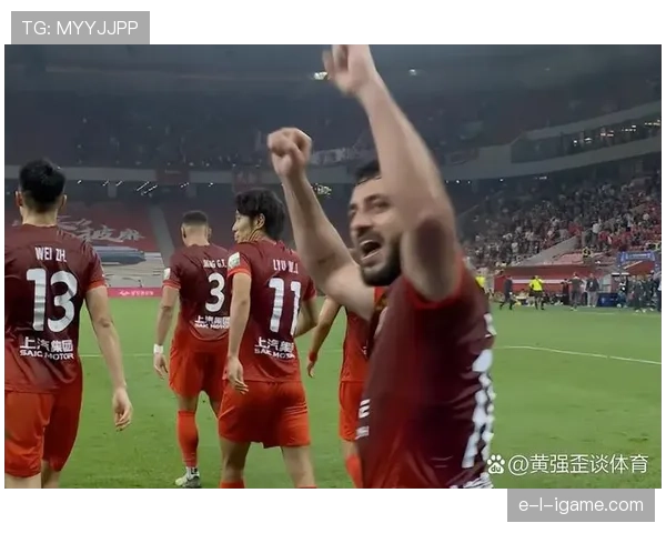 奥斯卡助攻数据持续攀升，助球队表现引热议