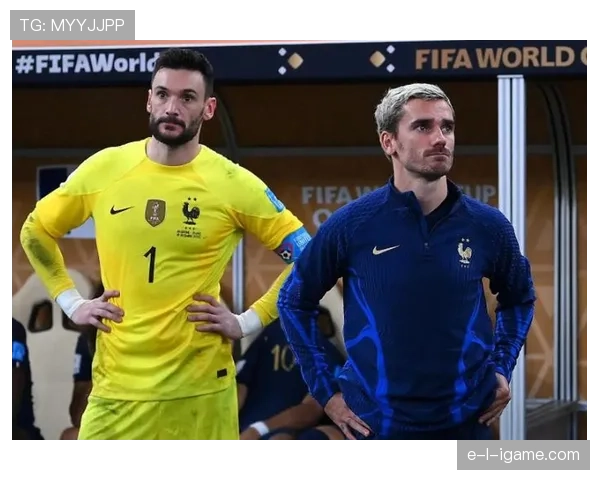 本泽马 vs 吉鲁:全能核心与终极支点的战术价值差异 本泽马 vs 吉鲁:全能核心与终极支点的战术价值差异